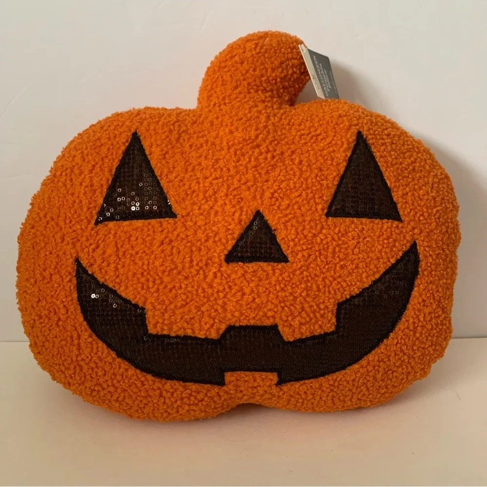 NWT. WAY TO CELEBRATE Pumpkin Jack-O-Lantern Sequin Face Pillow